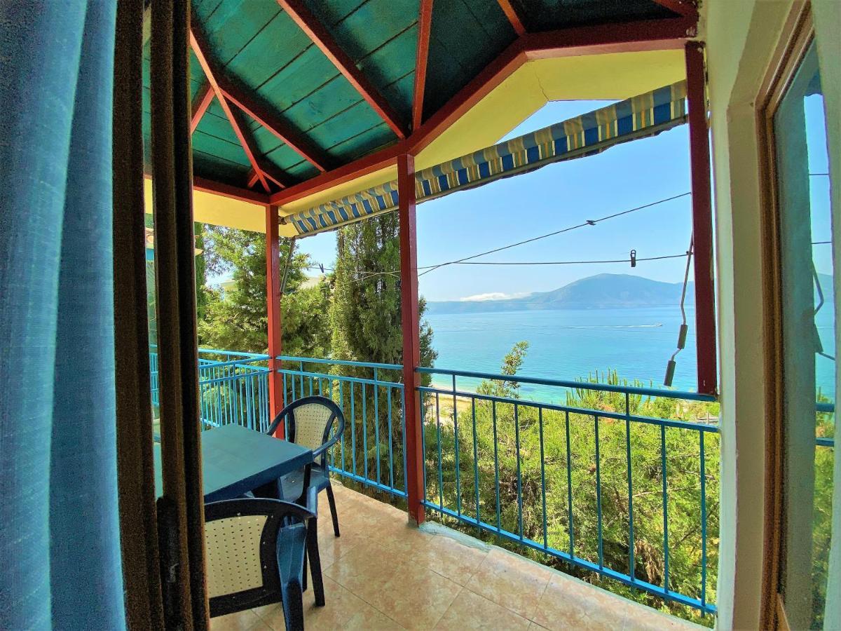 Ramo'S Cozy Beachside Haven With Panoramic Views - 2Nd Vlore Bagian luar foto
