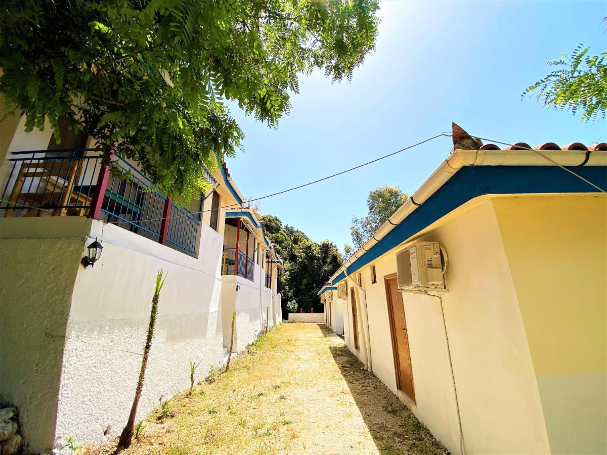 Ramo'S Cozy Beachside Haven With Panoramic Views - 2Nd Vlore Bagian luar foto