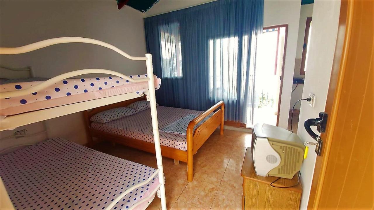 Ramo'S Cozy Beachside Haven With Panoramic Views - 2Nd Vlore Bagian luar foto